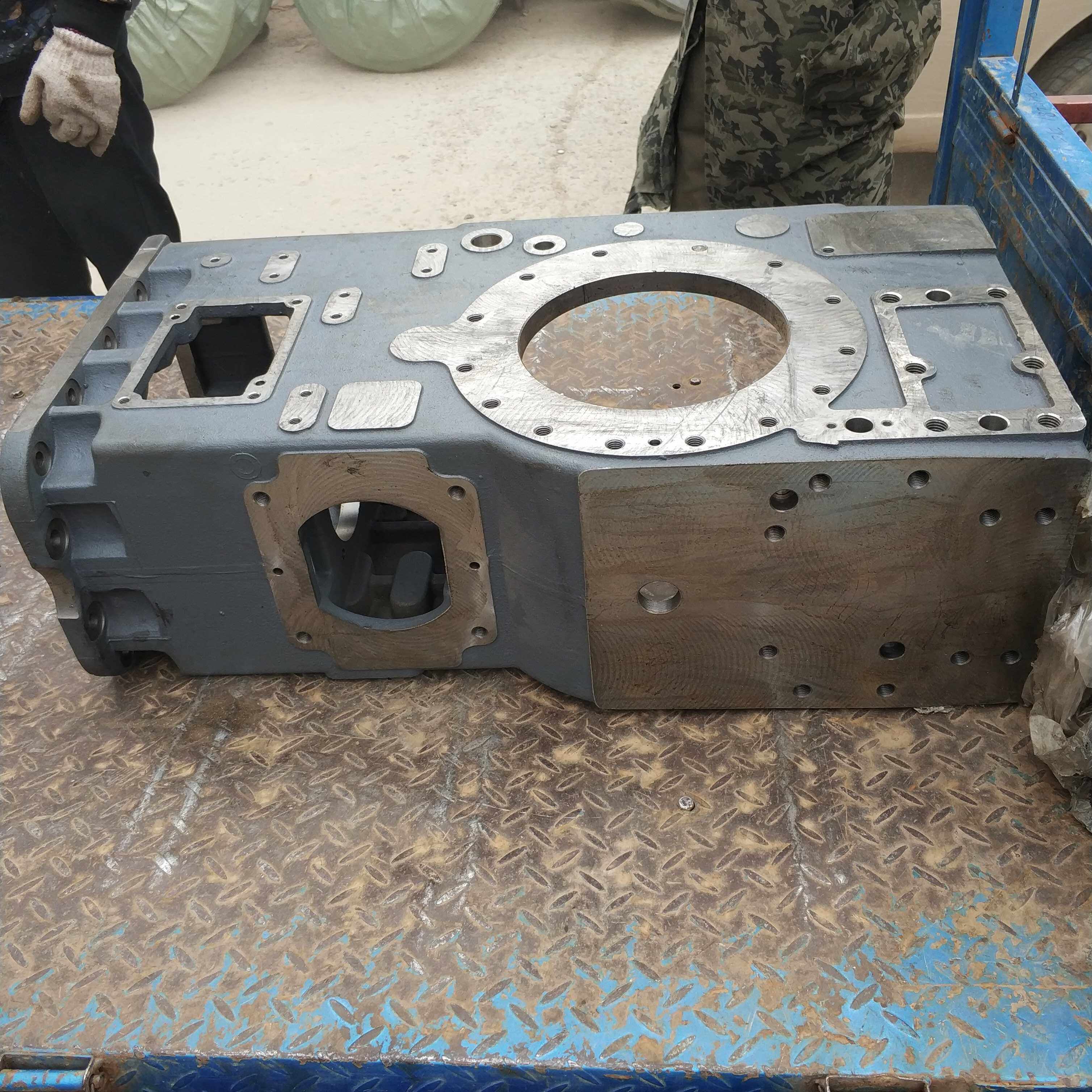 雷沃欧豹 沭河 耕王554 704 904  拖拉机变速箱 后桥壳 物流 包邮