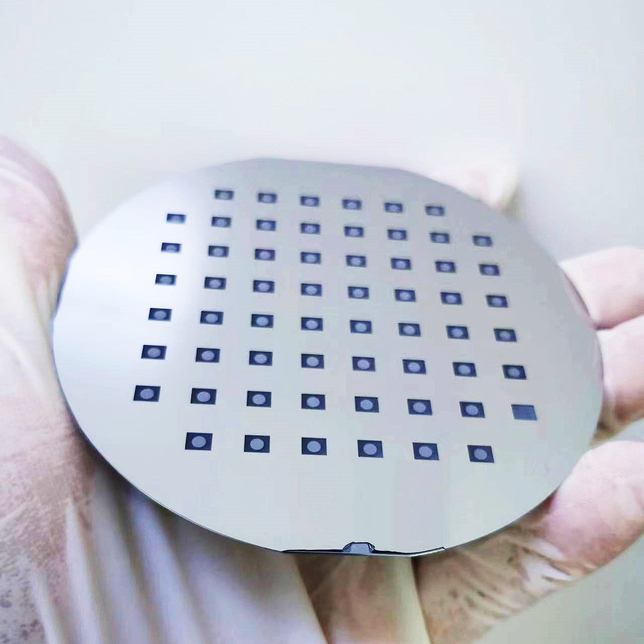 硅片玻璃晶圆MEMS加工技术服务光刻薄膜生长刻蚀键合切片定制