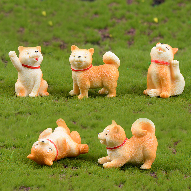 小黄狗秋田犬苔藓微景观