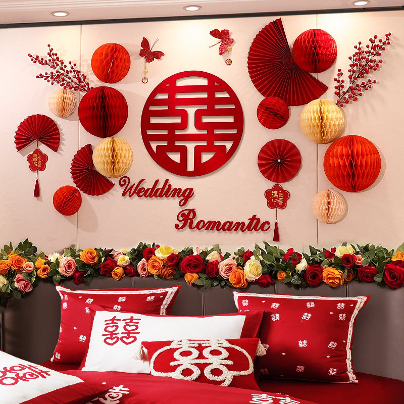床头装饰结婚婚房布置女