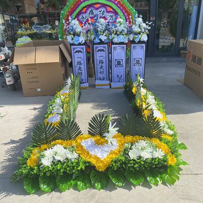 水晶棺围观花冰祭台瞻仰