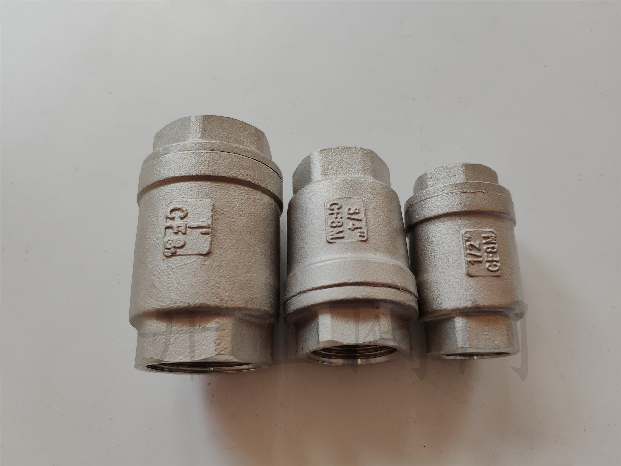 不锈钢丝口立式止回阀门