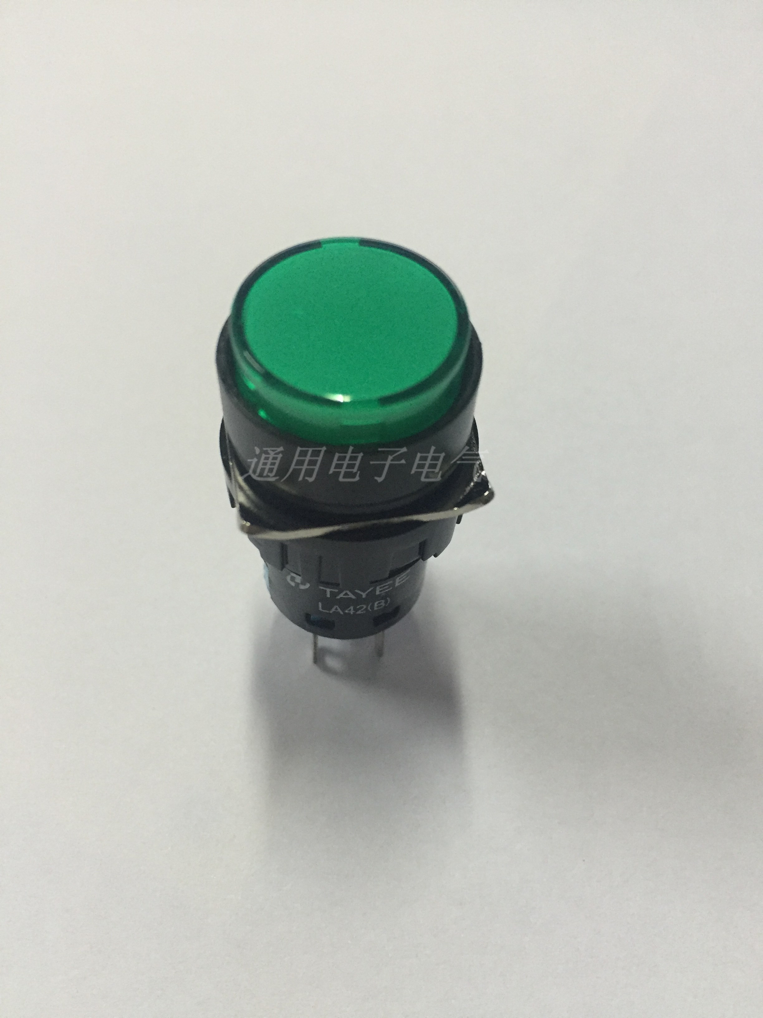 上海天逸孔径触点两组脚