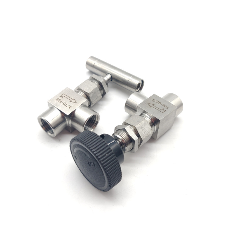 不锈钢角式穿板针型阀流