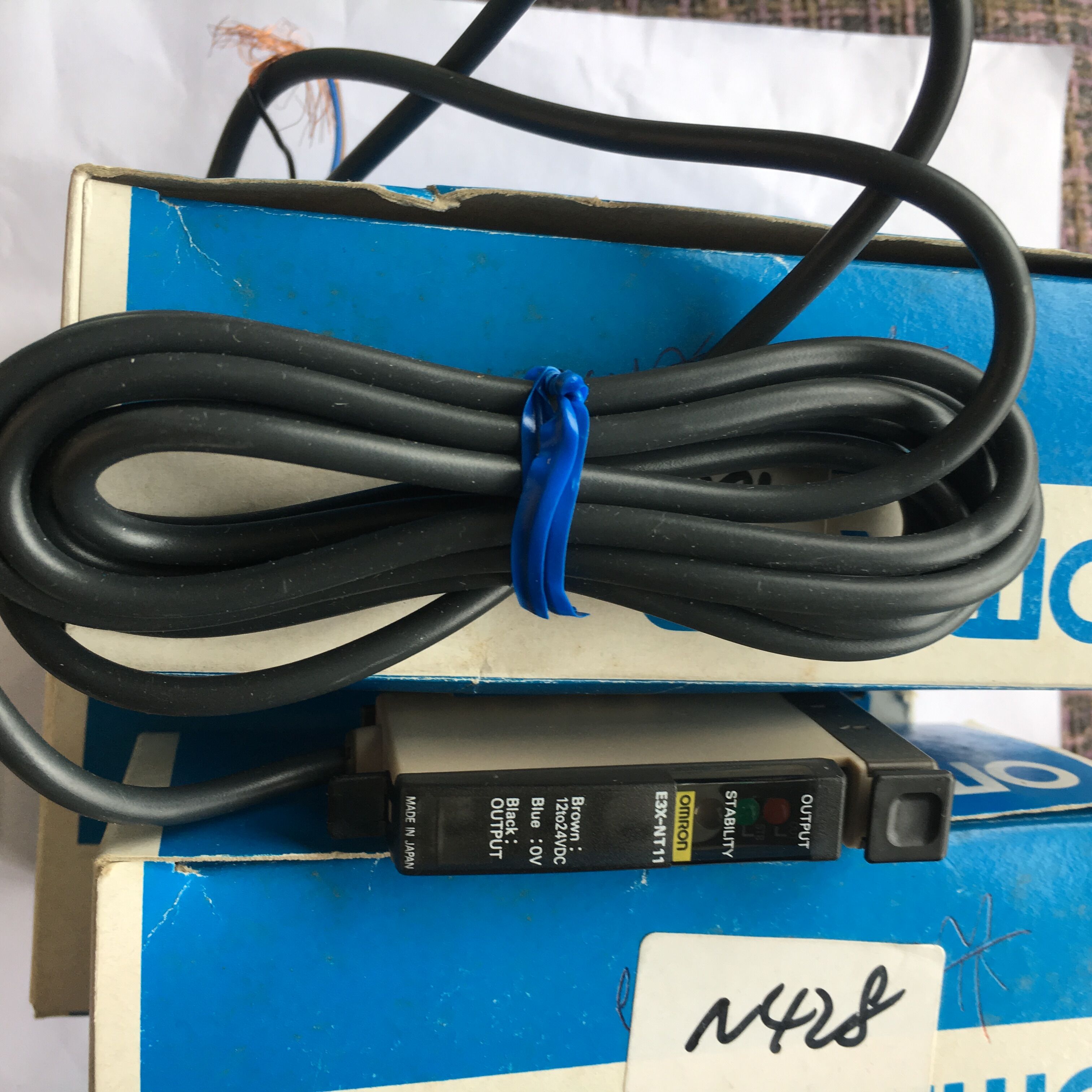 询价正品光电传感器E3S-AT21-L AT11 AR11 R1E4 R1E42 E3X-NT11 H