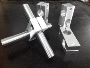 圆棒固定夹十字连接件光轴交叉连接件不锈钢管连接块十字承接轴夹