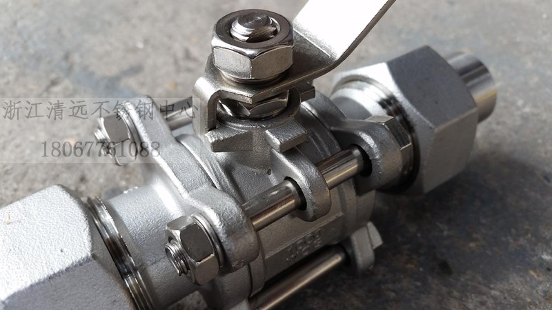 不锈钢片式球阀三活结接