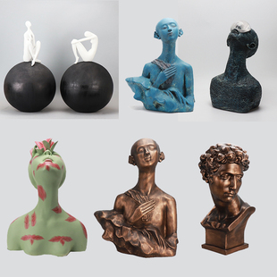 现代北欧轻奢人物雕塑摆件样板房间博古架软装饰品酒店艺术摆设品