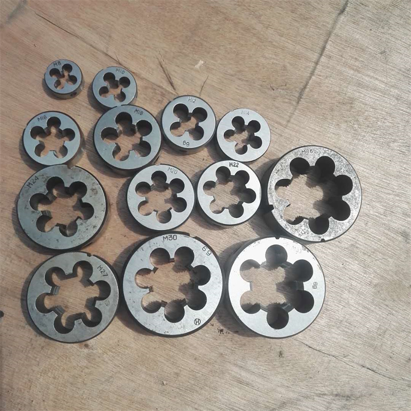 供应圆钢套丝机地脚螺栓