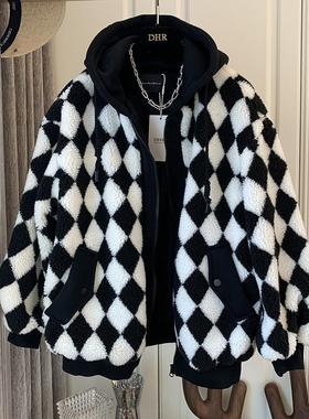 Winter new warm retro checkerboard lamb wool coat women
