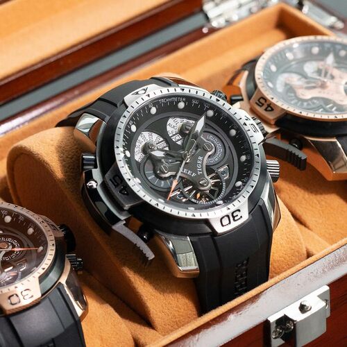 Reef Tiger/RT Sport Watch with Perpetual Calendar Date Day