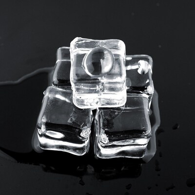16Pcs Fake Ice Cubes Reusable Artificial Clear Acrylic Cryst