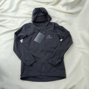 正品Arcteryx 始祖鸟Squamish 男子轻薄连帽皮肤风衣防晒夹克外套