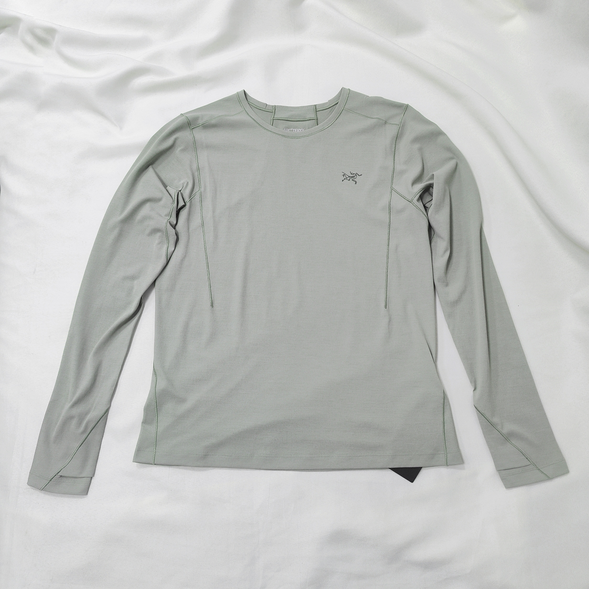 26新款Arcteryx 始祖鸟Sunna Crew LS女透气速干长袖T恤打底10245