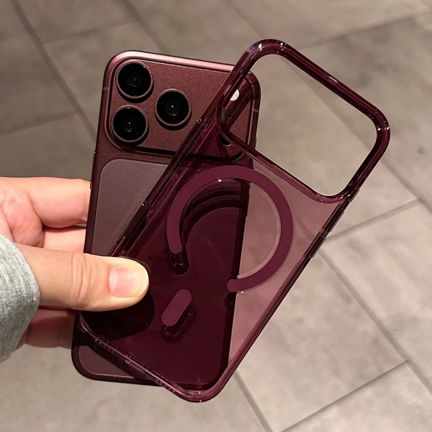 浆果樱桃紫色冰透高级感适用苹果18promax手机壳iPhone17Pro简约磁吸16Pro全包金属按键三星S26ultra透明S25U