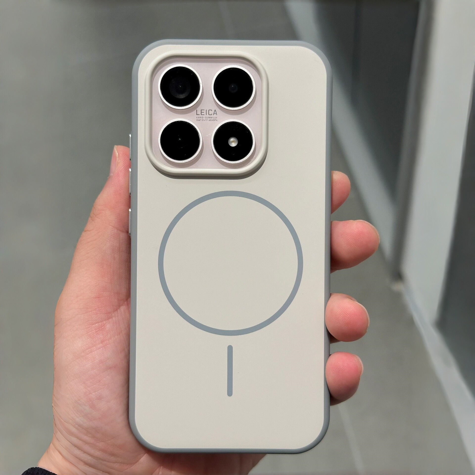 高档钛灰色无界系列适用小米17手机壳17ProMax新款肤感15Pro细圈磁吸全包金属独立按键软边防摔保护套男女款