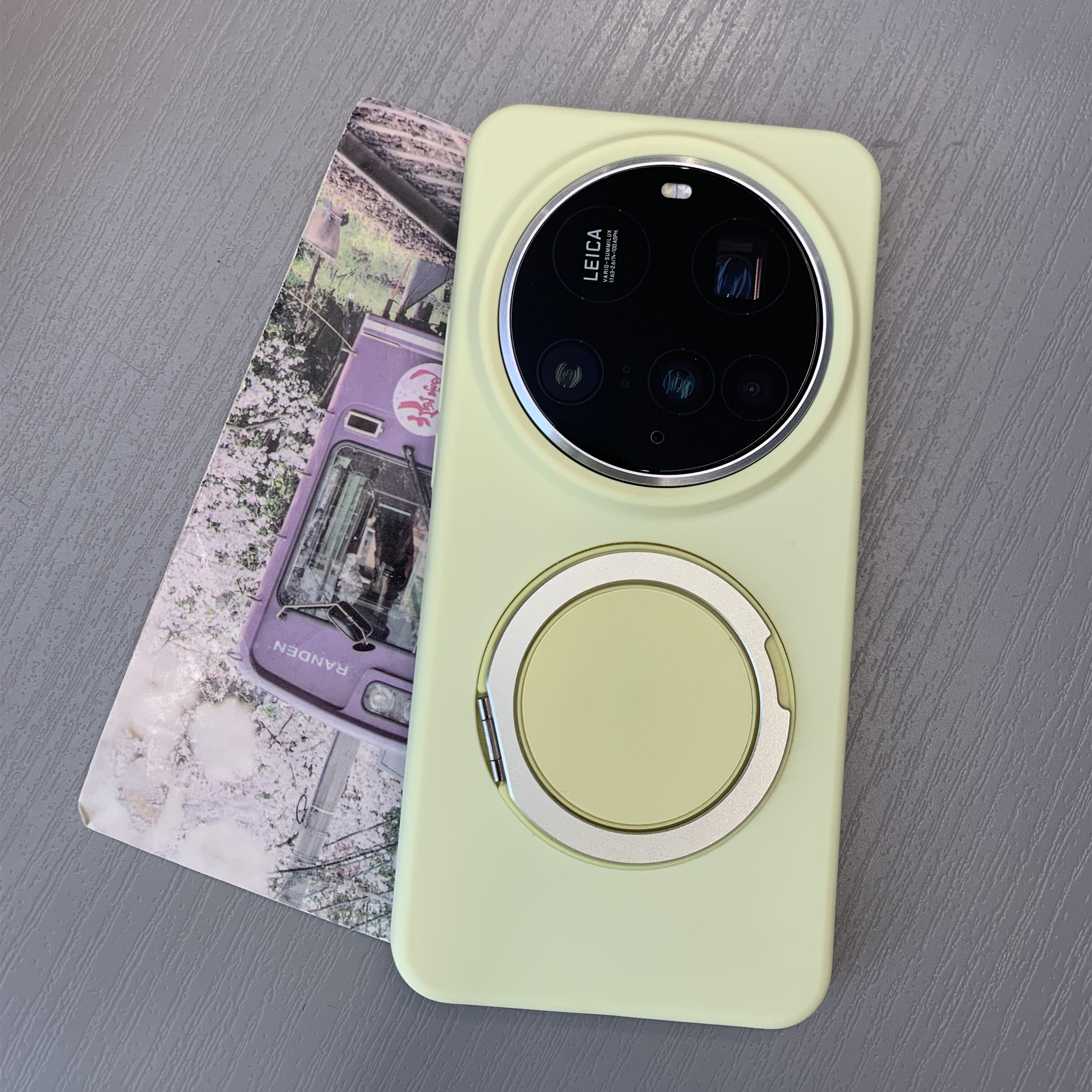 360°旋转支架奶黄色液态硅胶适用小米15Ultra手机壳Xiaomi15/14pro简约14ultra全包防摔13保护套大孔软糯ins