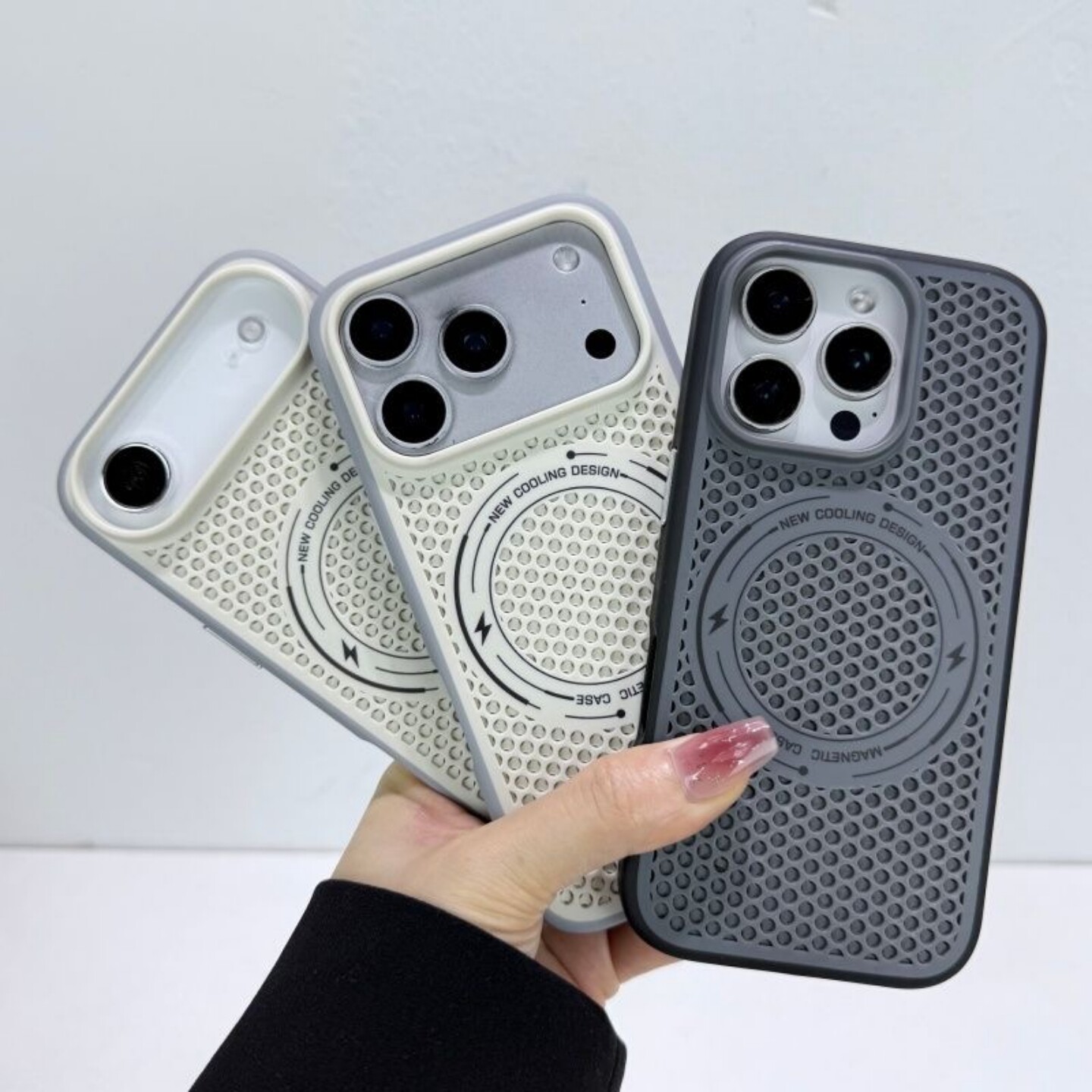 蜂窝撞色字母磁吸新款适用苹果17Promax手机壳高级iPhone16Pro全包防摔15pro镂空网孔iP14PM独立按键保护套13