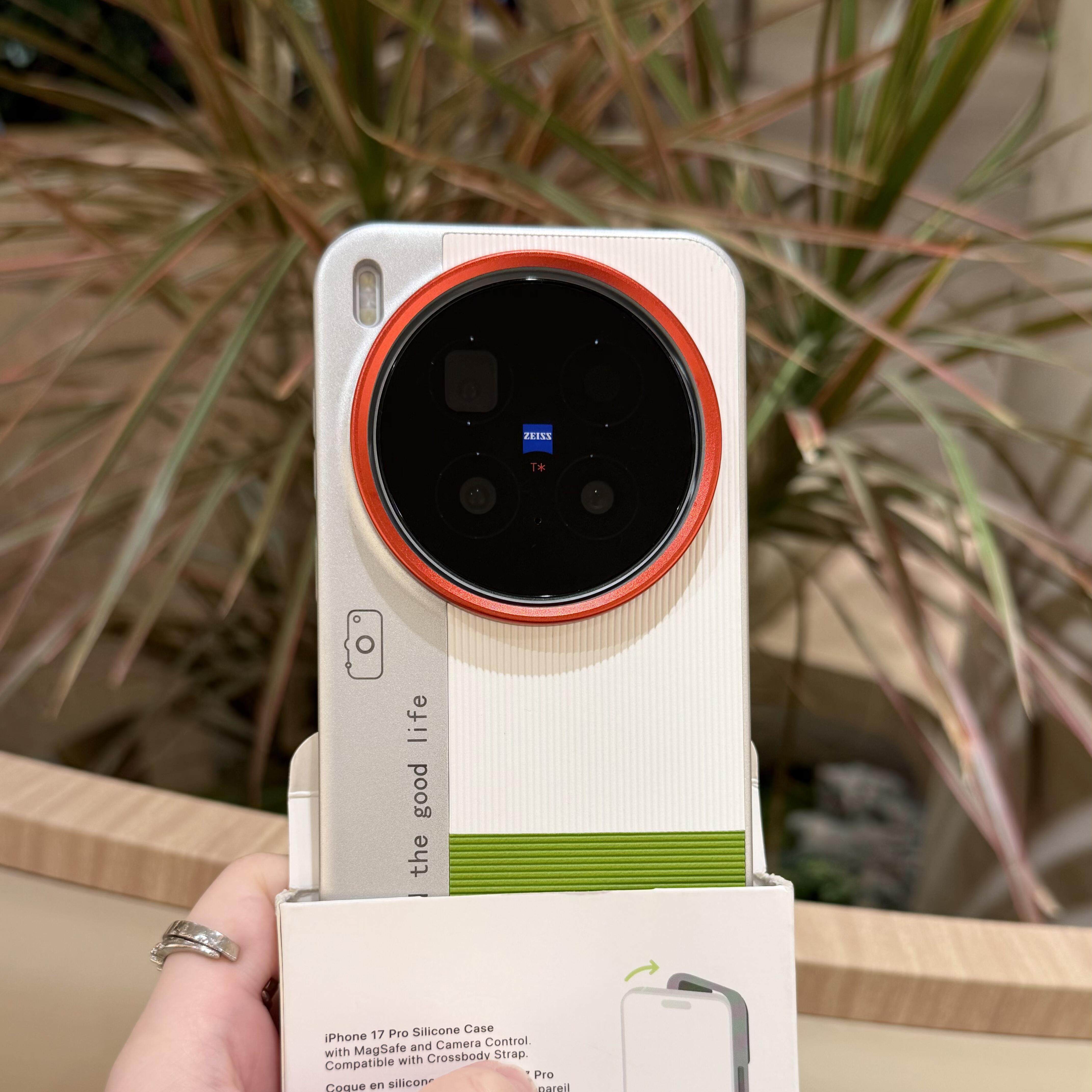 抹茶绿拼白相框适用华为mate80promax手机壳Mate70/60Pro+三拼色Pura80Ultra高颜值金属镜框荣耀magic8硬全包