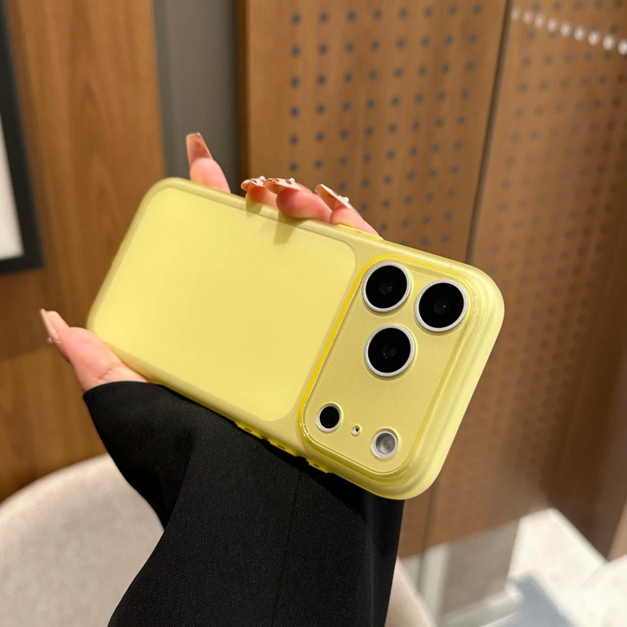ins柠檬黄色超轻薄裸机感适用苹果17Promax手机壳Air简约款iPhone16pro透明精孔15/14plus软tpu全包13散热12