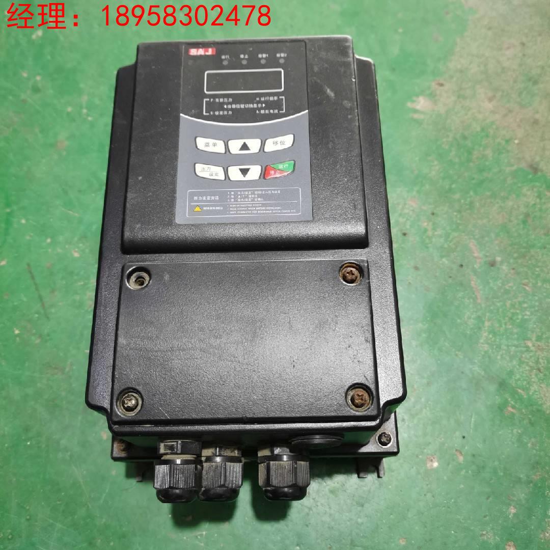 拆机变频器8200B-2S2R2PH-DW 2.2KW 220V实拍图