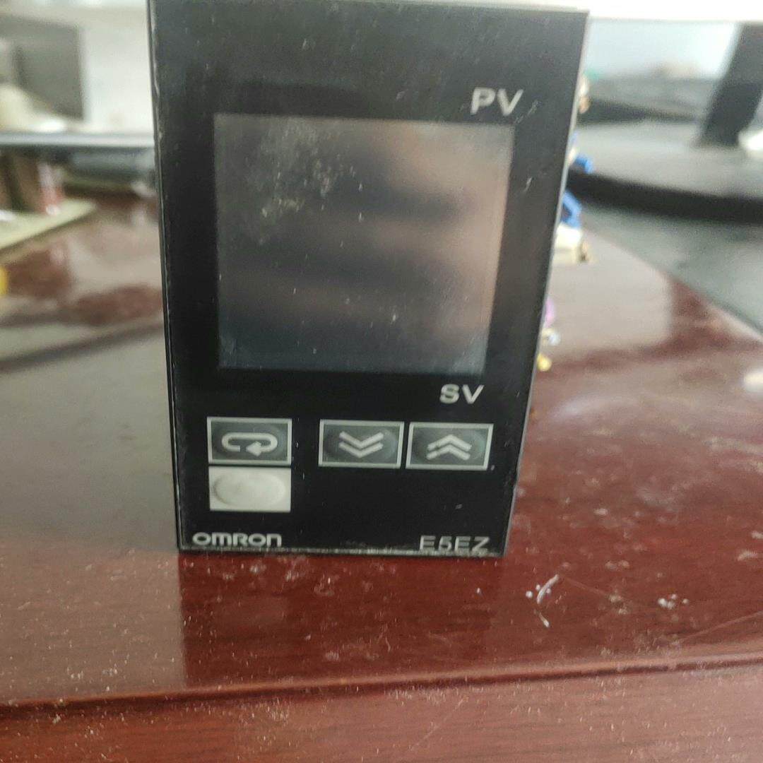 欧姆龙温控器 E5EZ-R3拆机件包好不包邮
