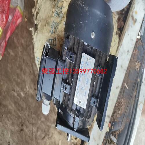 【荣强工控】电机XYL71M3-2一台