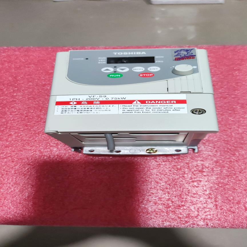 [德峰]2007变频器  -PL拆机0.7WN VFS9S 东芝 -
