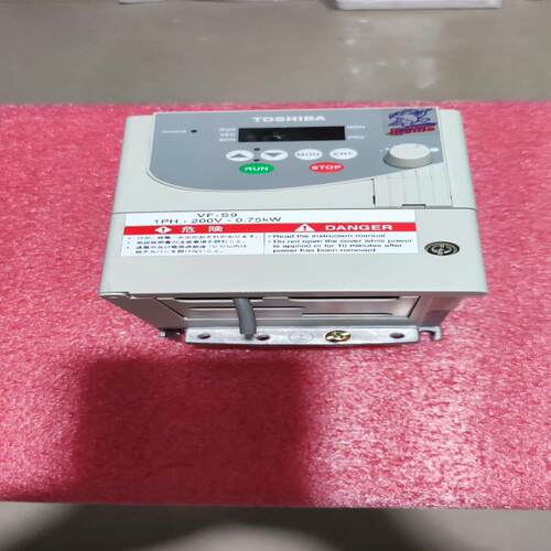 [德峰]2007变频器  -PL拆机0.7WN VFS9S 东芝 -