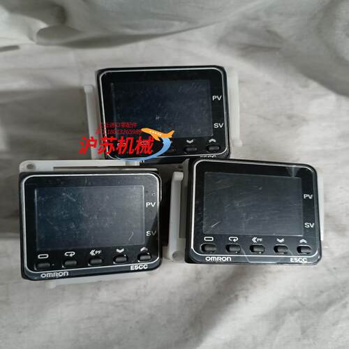 温控仪E5CC－QX2ASM－800，9成新