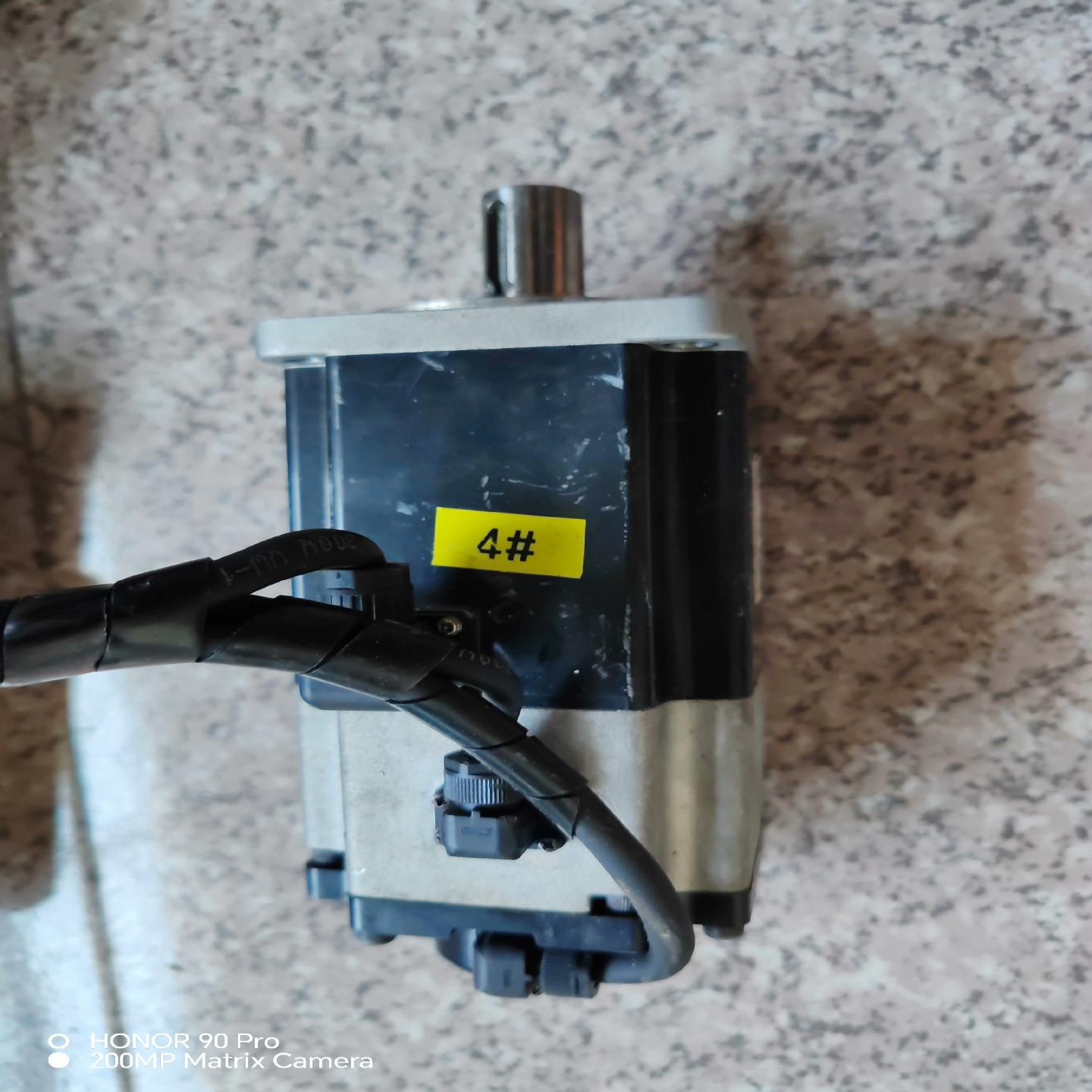 [德峰]R88M一1M75030T一S2      750w