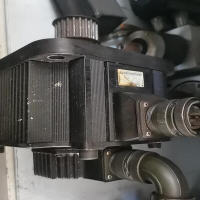 安川电机SGMGH-20ACA61