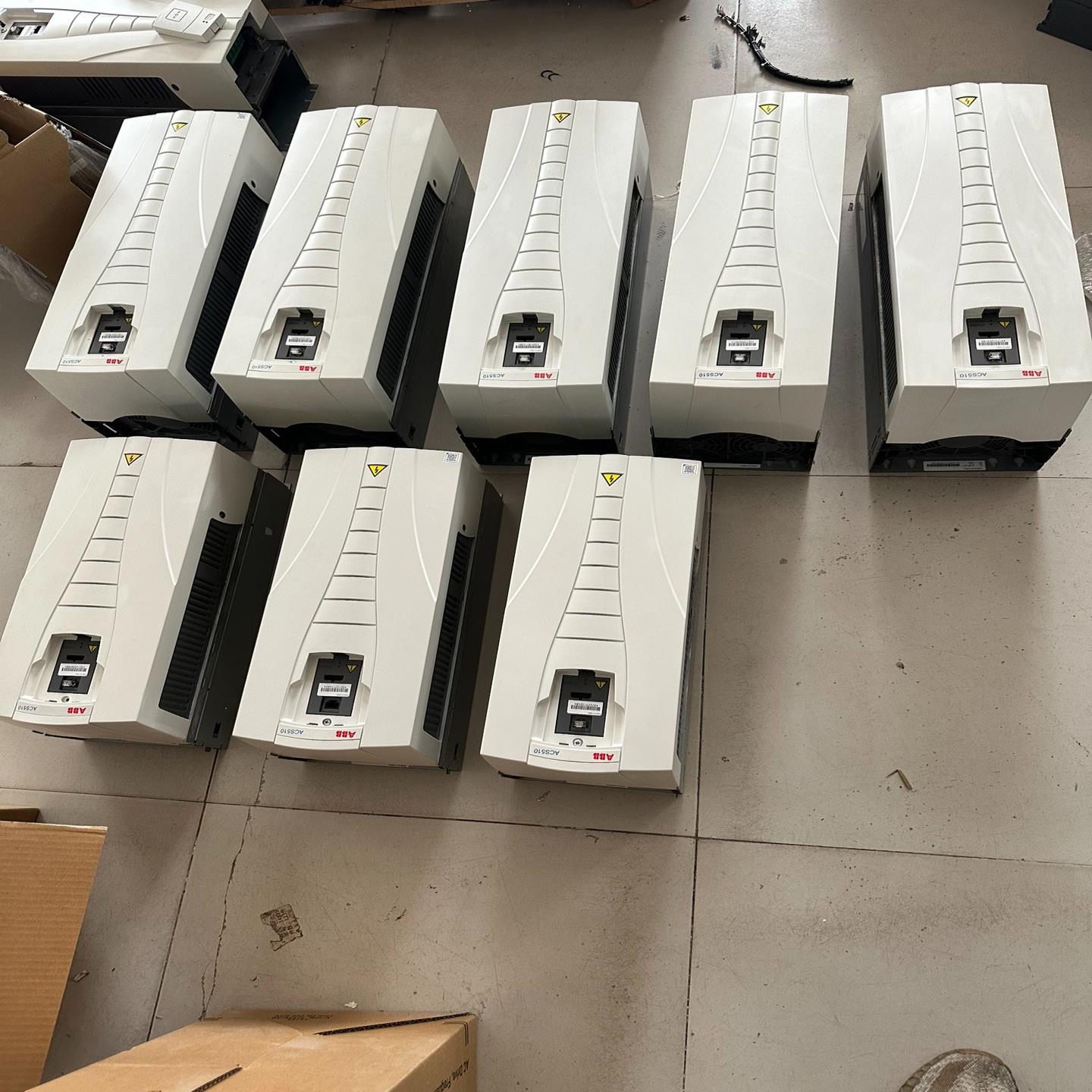 变频器 ACS510变频器30kw原装机器成色充新