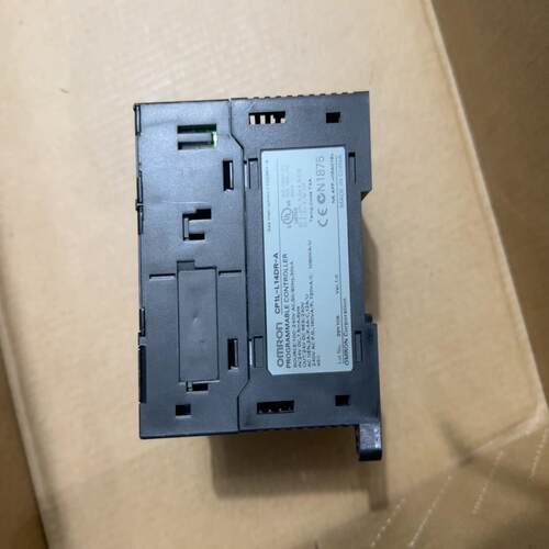 控制器CP1L-L14DR1-A 共1个 300
