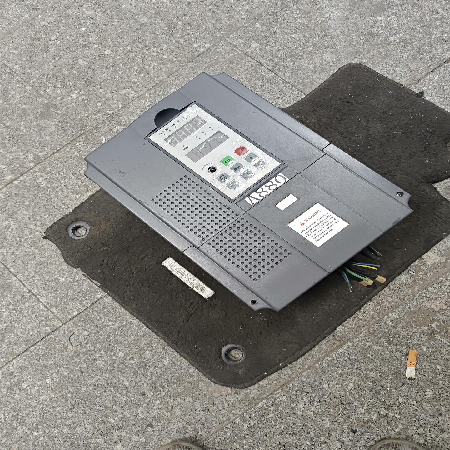 汇特变频器A880-011G/015P3