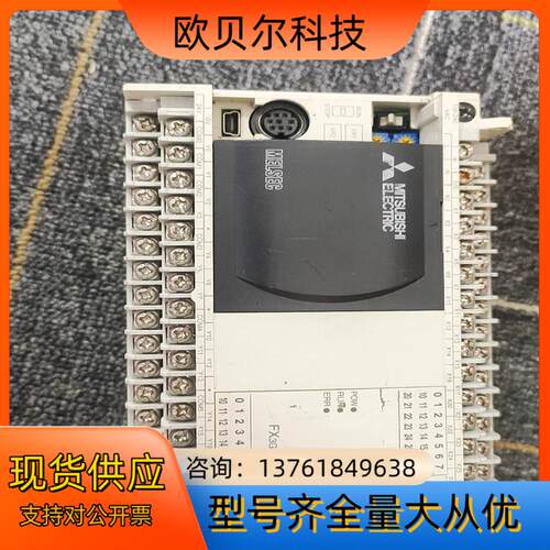 PLC原装FX3GA-40MT 功能完好，底部有点瑕