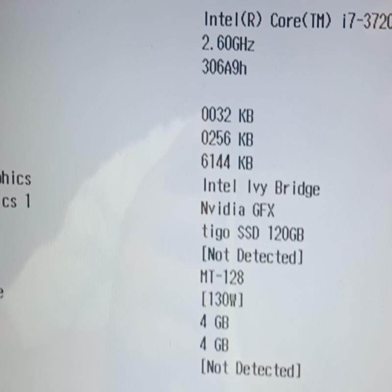 外星人alienware,型号p18g,左边有个边框掉啦!图