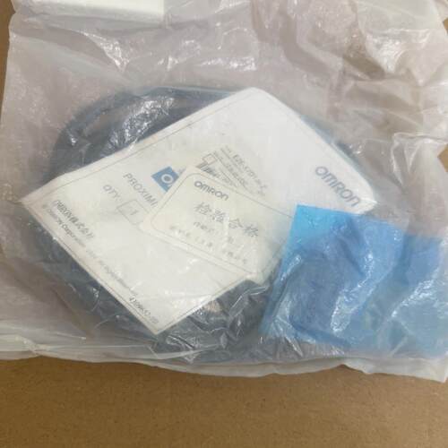 接近开关E2E-X7D1-N-Z 共1个 100
