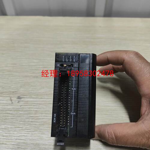 欧姆龙PLC控制器通讯模块CJ1W-OD233。功能完好，成
