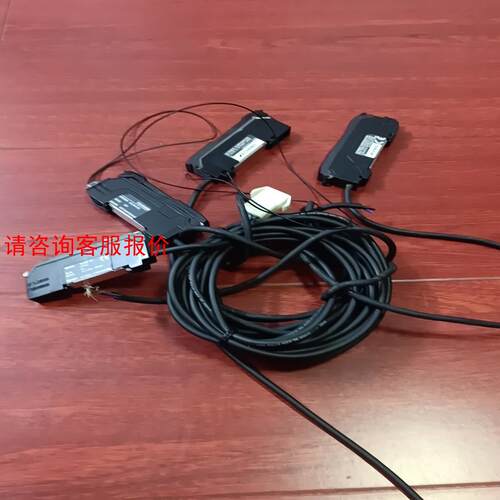 基恩士KEYENCE光纤放大器FS一N18N两个FS一V21