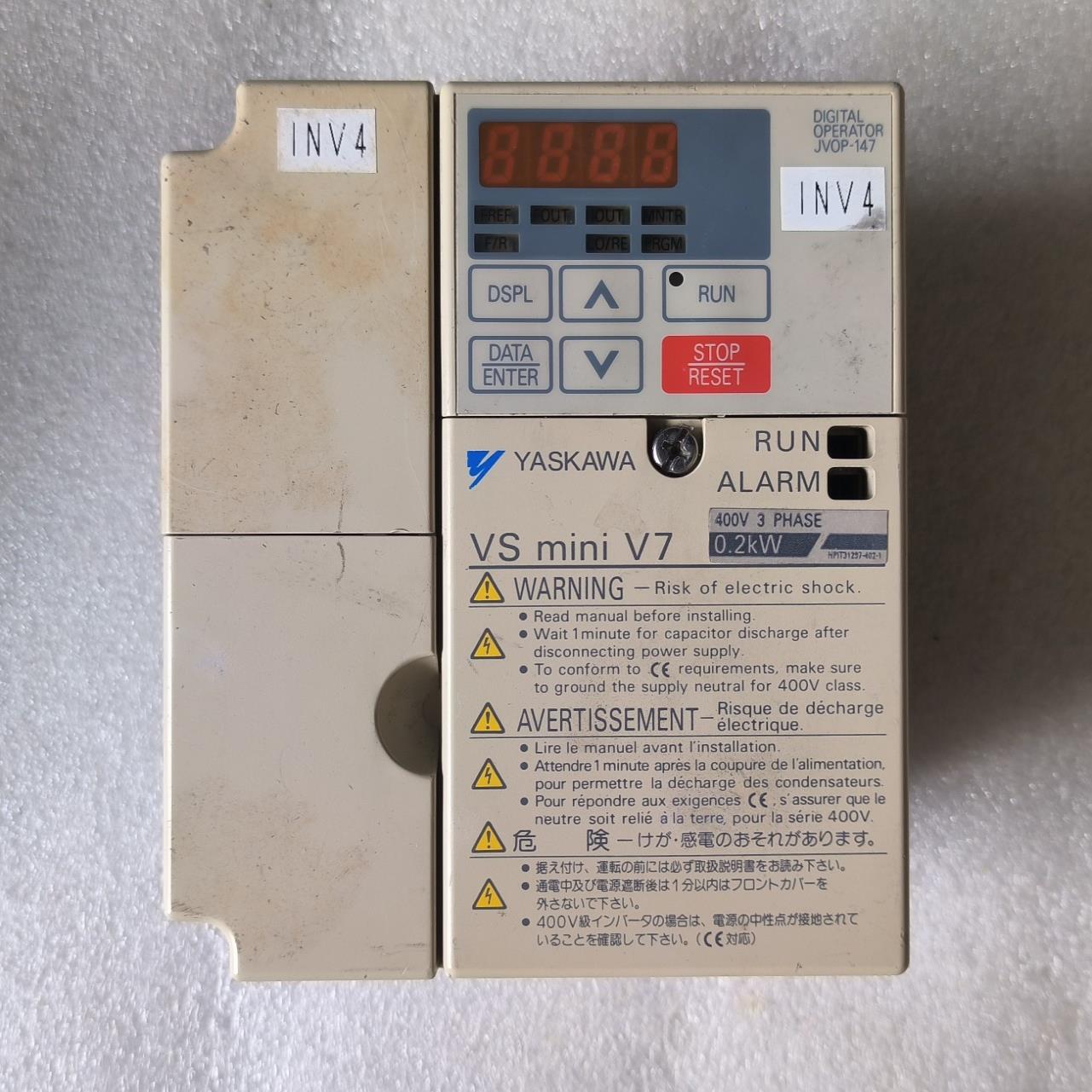 议~YASKAWA/安川 CIMR-V7TA40P2 变频器，拆