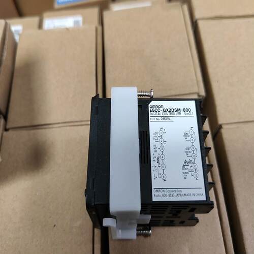 议~欧姆龙温控器E5CC-RXQX2DCX2D2ASM-8