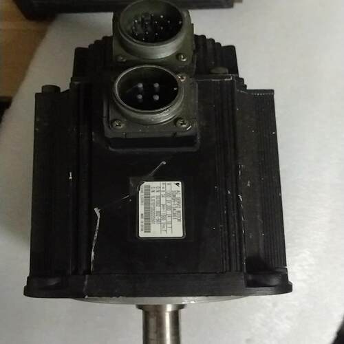 （设备配件）SGMGH-13ACA61安川伺服电机1300W