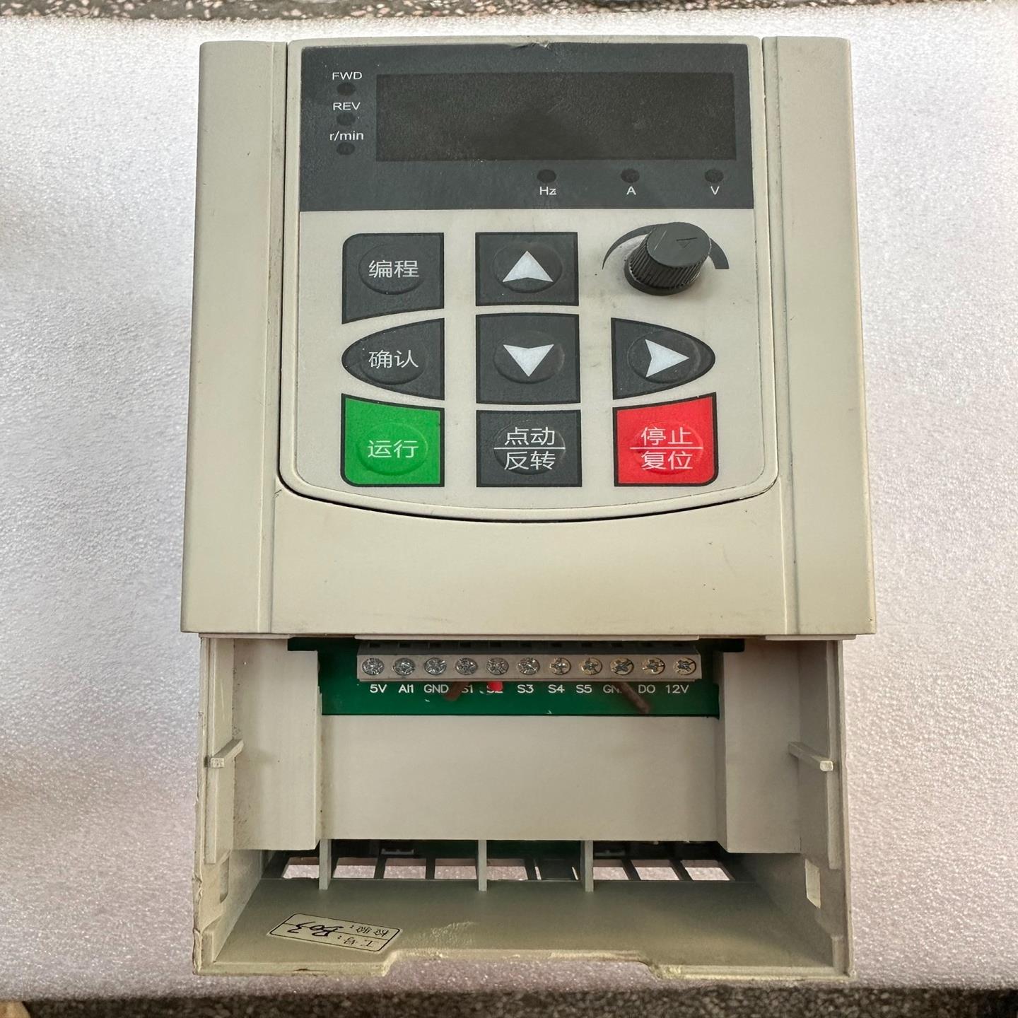 台力变频器1.5KW 两相220V 实图 功能包好