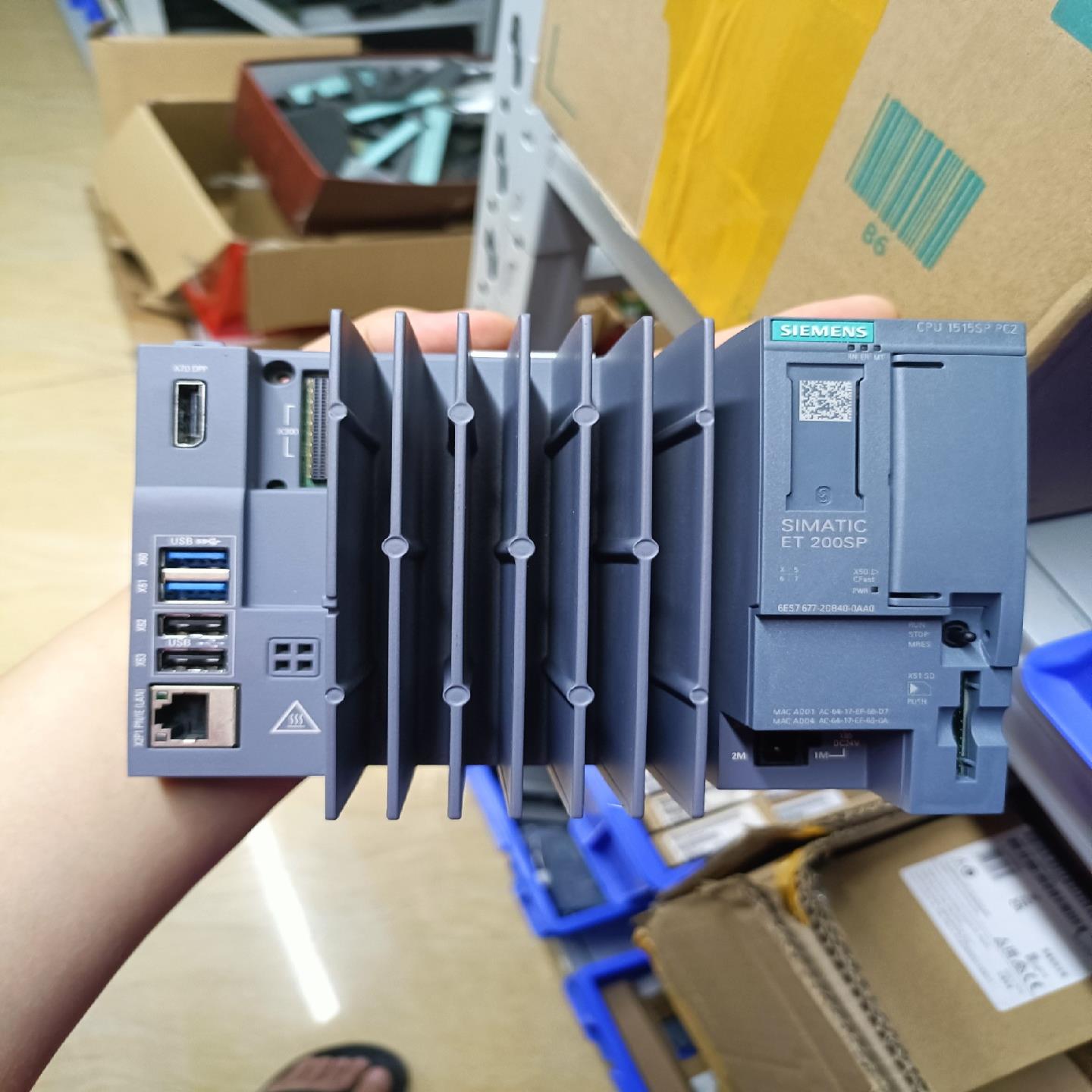 [德峰]西门子6es7677-2db40-0aa0外观完好，功能正常