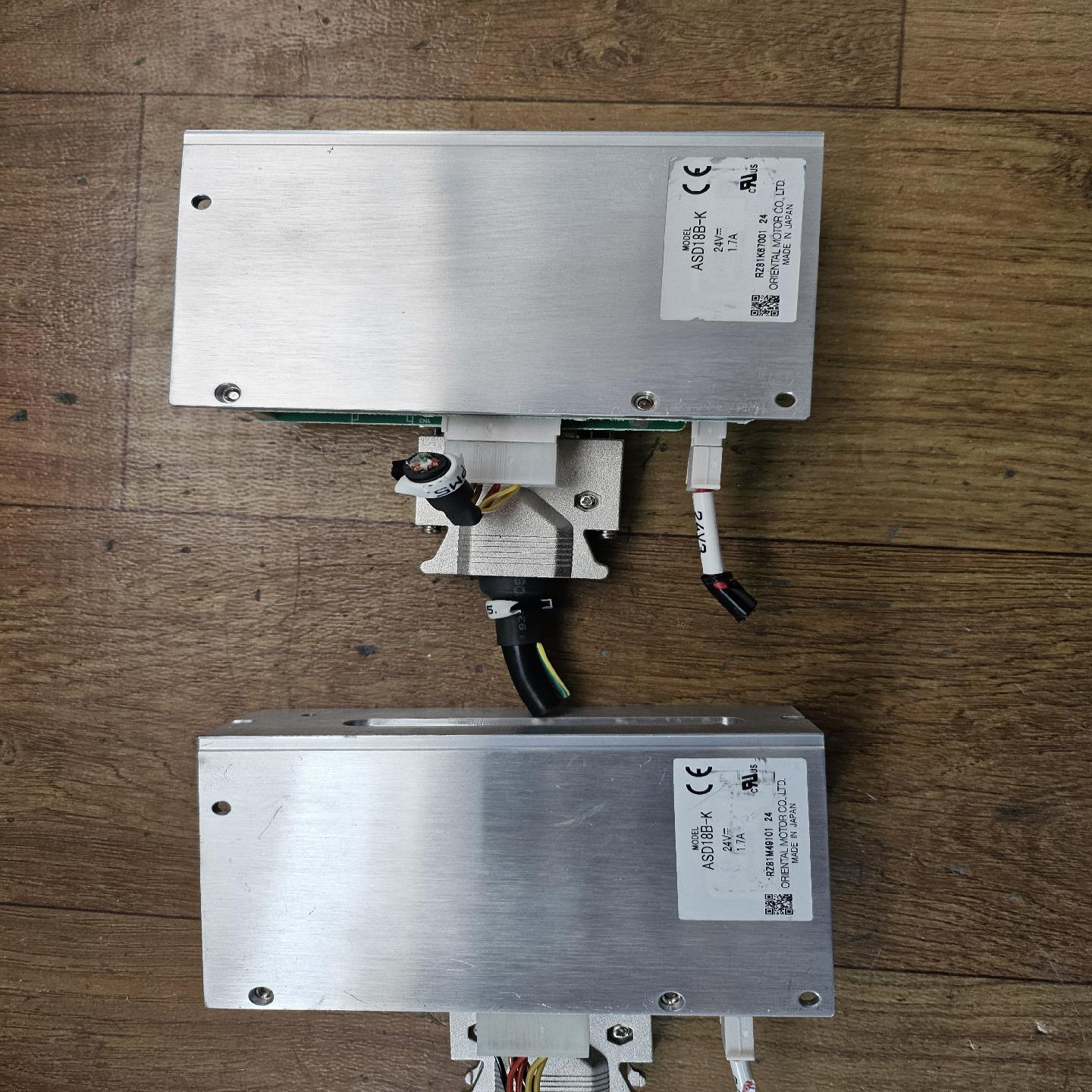 东方马达ASD18B-K东方马达VEXTA驱动器，现货3台，