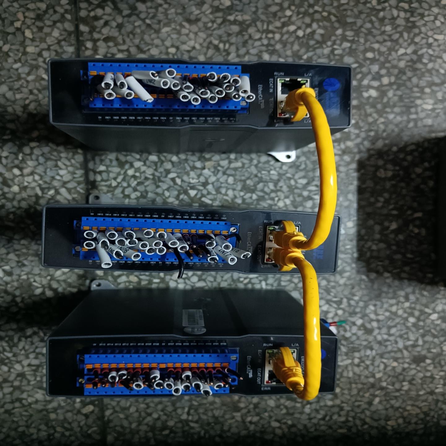 雷赛智能2EtherCAT总线定位模块EM03DO-E4
