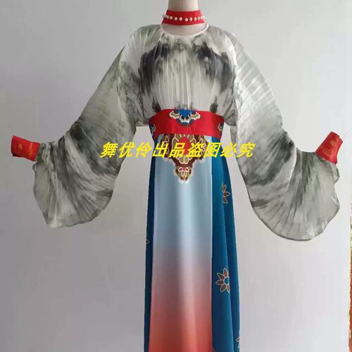 家乡明月舞台演出服装