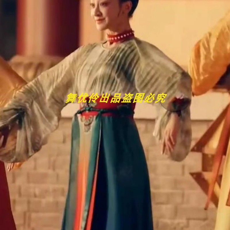 古典舞中国风《三采闹千灯》舞蹈服装古典秧歌灯笼舞汉服连衣裙