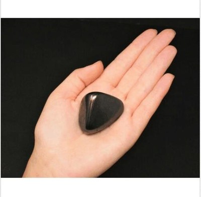 1 Shungite Speci Tumbled Stone LARGE (Crystal Healing Gemst